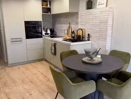 charmant t2 de 48 m² avec cave et galetas