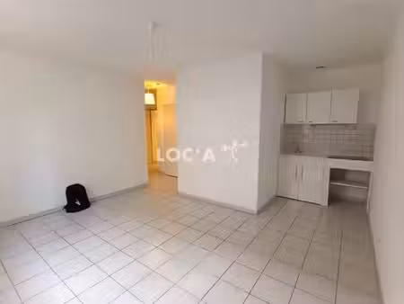 location appartement 1 pièce 23 m² à lyon 2 (69002)