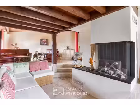 maison aux volumes contemporains proche centre historique
