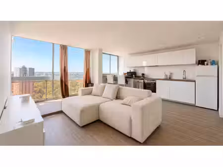 vue panoramique _ appartement rénové _ parking _ à 8 min du métro
