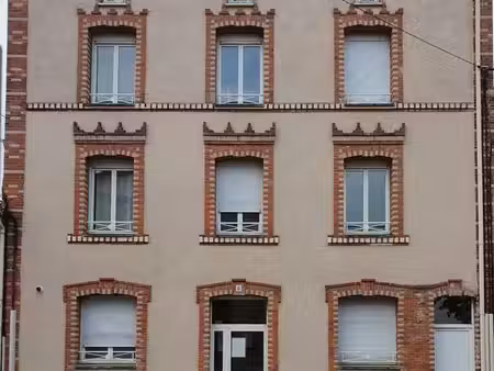 vend t3 t3 75m2  parfait état  quartier saint just