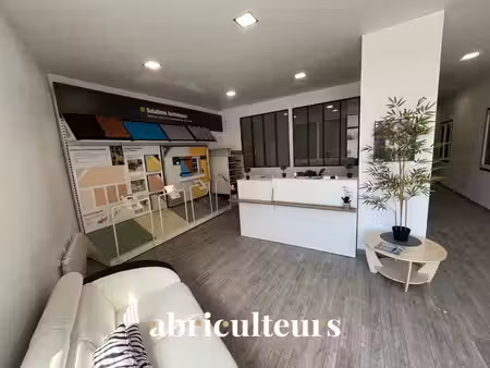 local industriel avec bureaux à châteaudun 28200