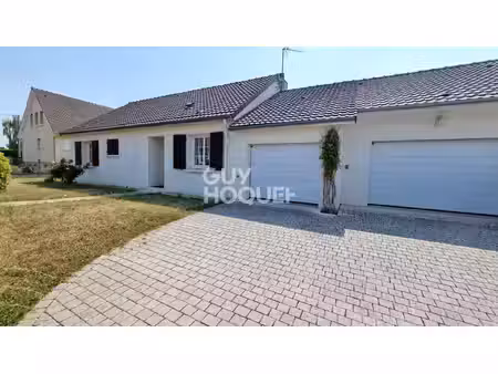 maison champhol plain pied avec double garage.