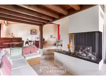 maison aux volumes contemporains proche centre historique