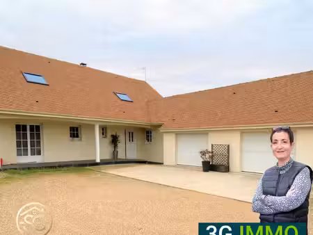 maison et grand terrain 9 pièces