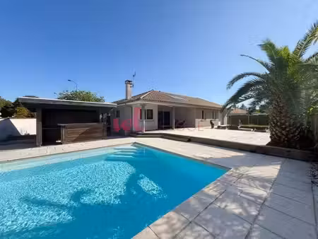 magescq — maison contemporaine de plain-pied 125 m²  piscine  pool house et double garage