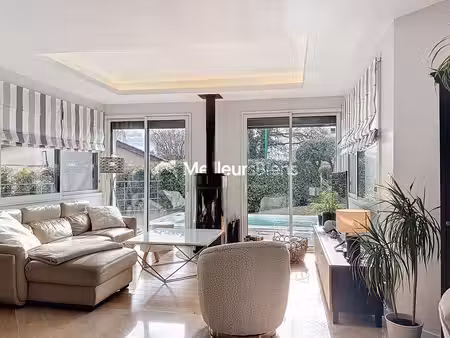 maison familiale à mionnay 273 m² 8 pièces terrain 680 m² avec spa