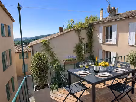 bijou au cur de ramatuelle avec balcon plein sud