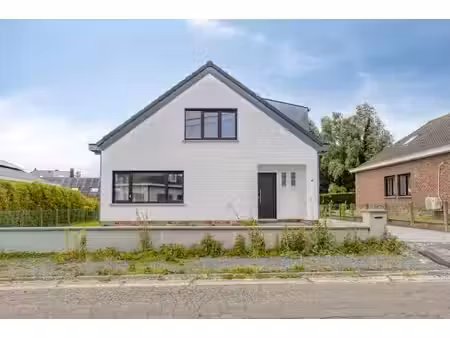 maison prête à vivre  3 ch. à l'origine  extensible à asse.