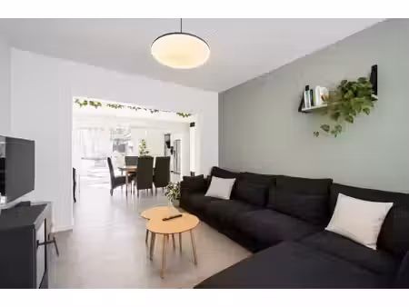 maison rénovée (185 m²) avec peb c et 3 à 4 chambres à erpe