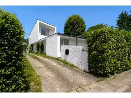 superbe villa moderniste de caractère
