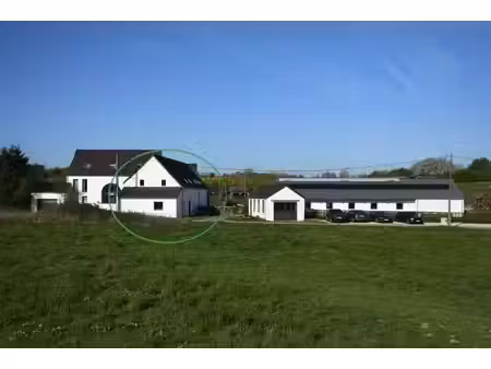 a louer - bureaux - corroy le grand