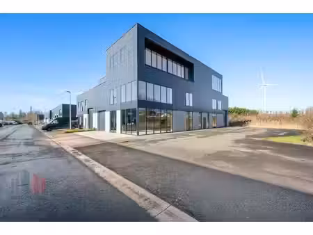 unieke combinatie van kantoorruimte en magazijn/showroom ...