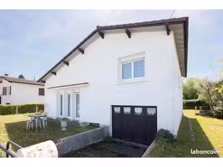 maison très bien située à roquefort (40)
