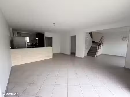 maison 4 pièces 99 m²