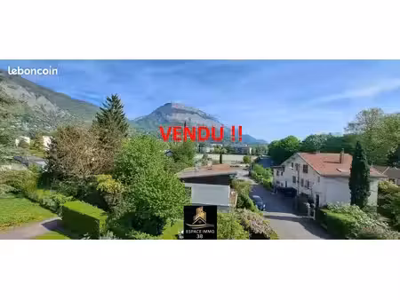 appartement 3 pièces 81 m²
