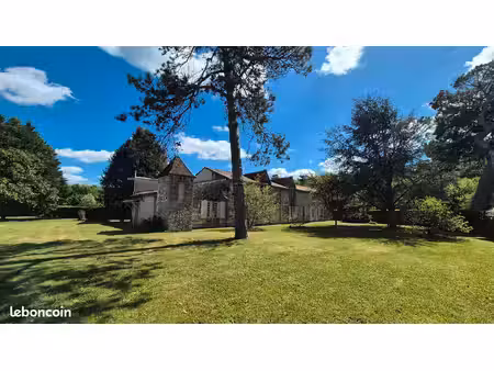 maison - 11 pièces - 315 m²
