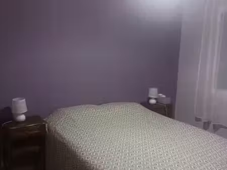location meublée chambre 1 pièce 11 m² à bourg-en-bresse (01000)  350 €