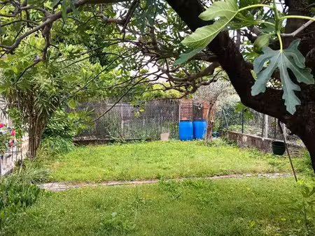 maison individuelle de plain-pied en parfait etat et au calme