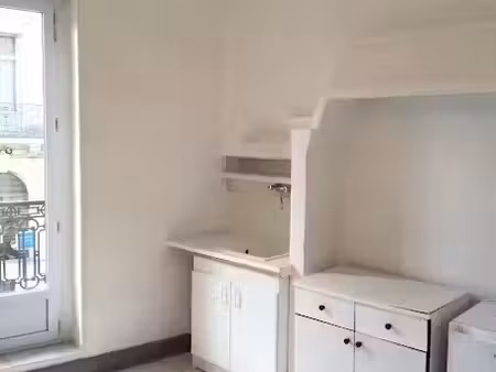 location meublée appartement 1 pièce 15 m² à beziers (34500)  350 €