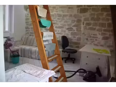 location meublée appartement 1 pièce 16 m² à cergy (95000)  550 €