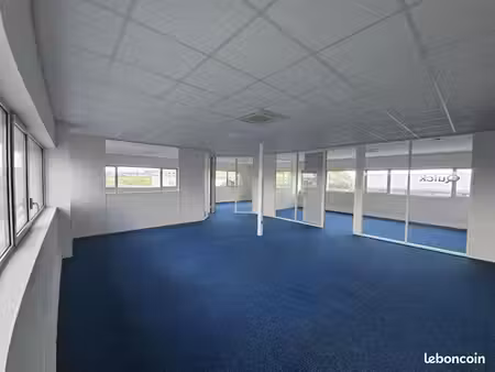 bureaux 164 m²
