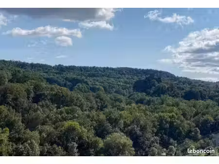 terrain constructible 1935 m2  très belle vue dominante. ceyssac a 5 min du puy en velay