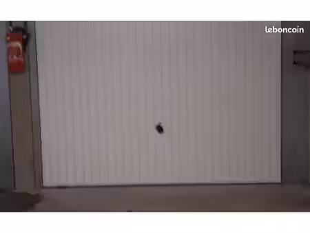 garage/box 15 m² chateaubourg