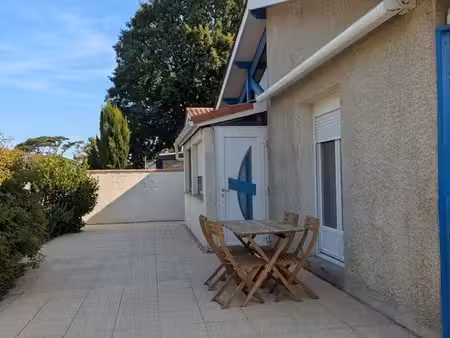 maison avec dépendance à lanton