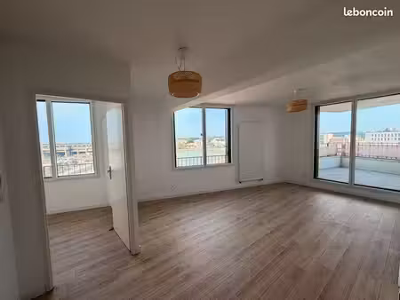 t4 d’exception avec terrasse et vue imprenable sur les bassins à flot