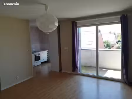 t2  48m2 avec balcon et parking