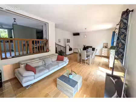 maison 133 m² – 5 chambres – jardin 554 m² – vue nature – vaulx-milieu