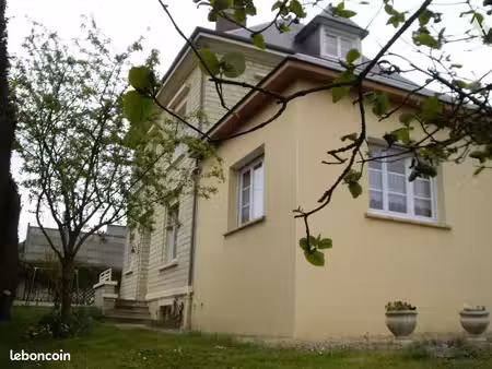 maison 9 pièces 170 m²