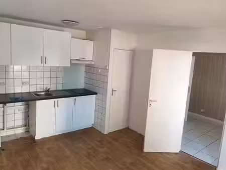 location appartement 2 pièces 30 m² à cenon (33150)  500 €