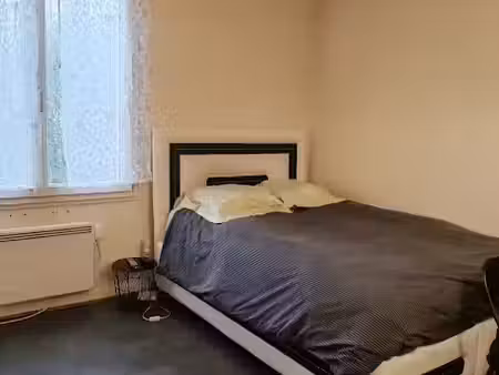 location meublée appartement 1 pièce 12 m² à cergy (95000)  500 €