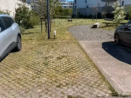 location place de parking