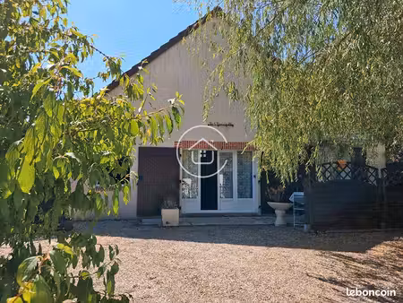 maison 8 pièces 200 m²