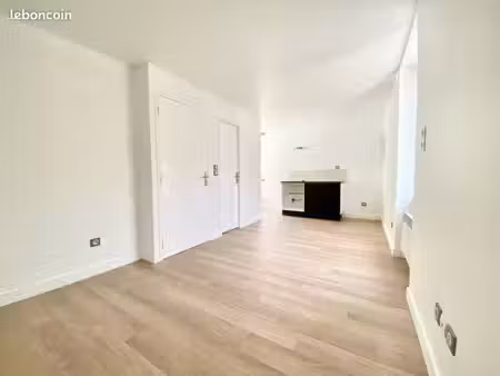 studio meublé