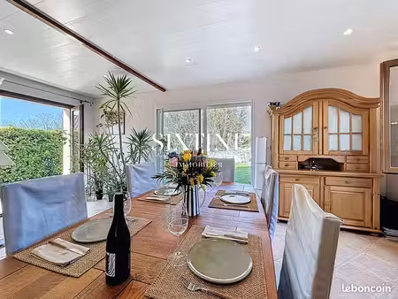 maison 6 pièces 137 m²