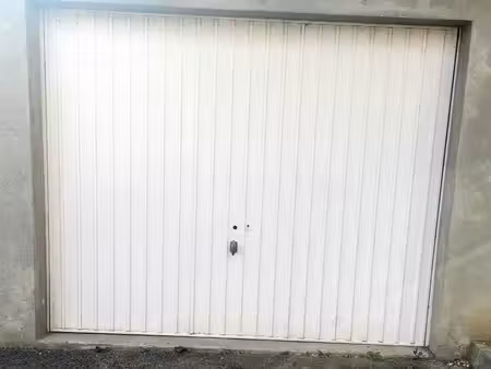 loue garage