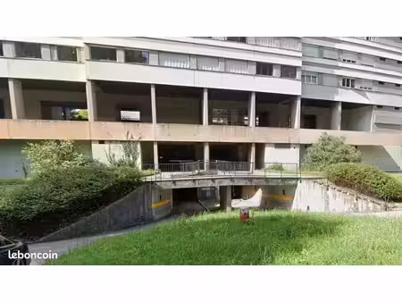 place de parking quartier verdun