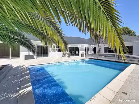 villa 7 pièces 195 m²