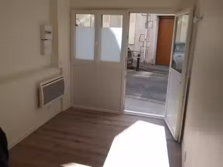 local commercial