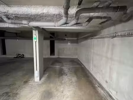 parking castelnau
