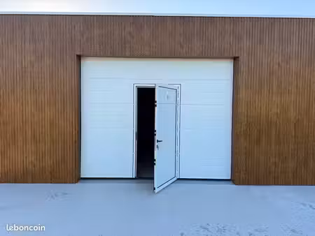 à louer box / hangar / garage 26 m2 pour stockage à mimizan