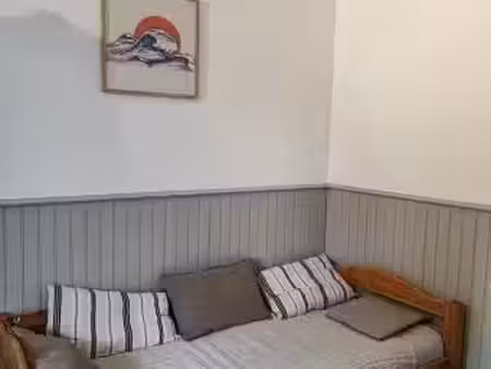 location meublée appartement 1 pièce 17 m² à rueil-malmaison (92500)  680 €