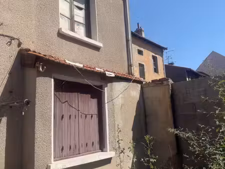 maisonnette 25m2 hors copro à restaurer