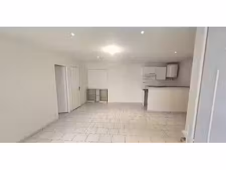 location appartement 2 pièces à libourne (33500)  640 €