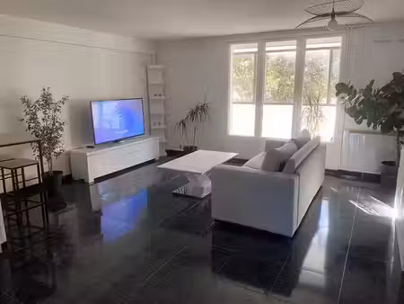 location meublée appartement 1 pièce 70 m² à montpellier (34000)  650 €