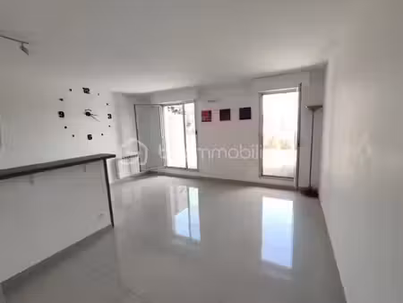 location appartement 1 pièce 29.93 m² à savigny-sur-orge (91600)  670 €